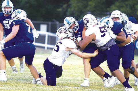 Wildcats football edged by Lampasas in opener
