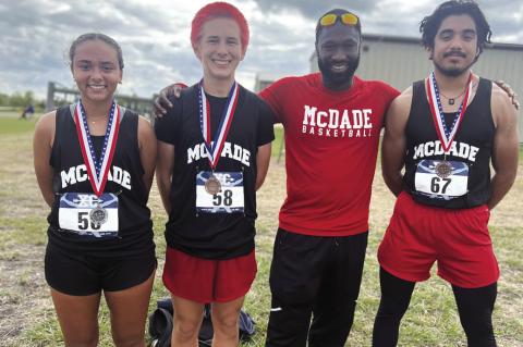 McDade c ross country treks to districts